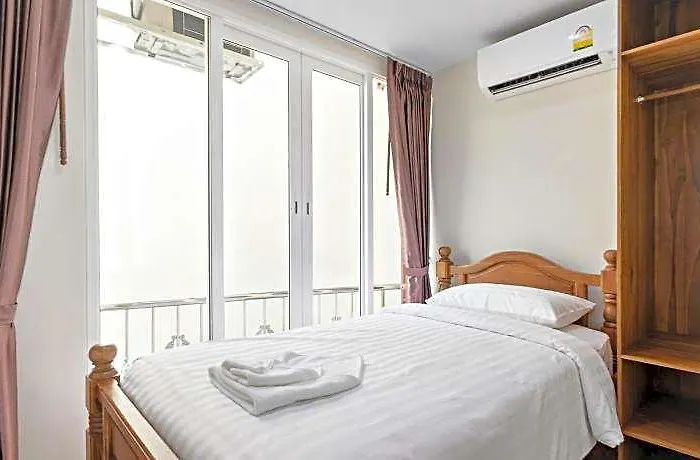 Standard Double Bed 4*