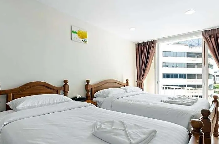 Standard Double Bed فندق 4*